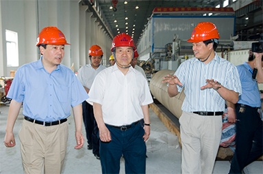 2007年5月25日，時(shí)任全國政協(xié)常委、經(jīng)濟(jì)委員會副主任、中國包裝聯(lián)合會會長石萬鵬一行來公司視察