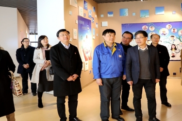 2020年1月3日，時(shí)任浙江省民政廳黨組成員、副廳長(zhǎng)江宇蒞臨景興紙業(yè)調(diào)研企業(yè)發(fā)展情況、黨建工作
